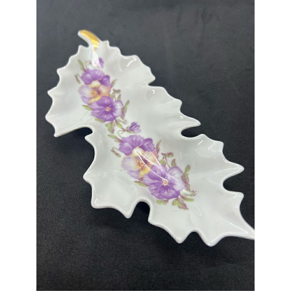 VTG Old Nuremberg Bavaria Germany leaf shaped Trinket Dish w/Pansies 10”x 4 1/2"